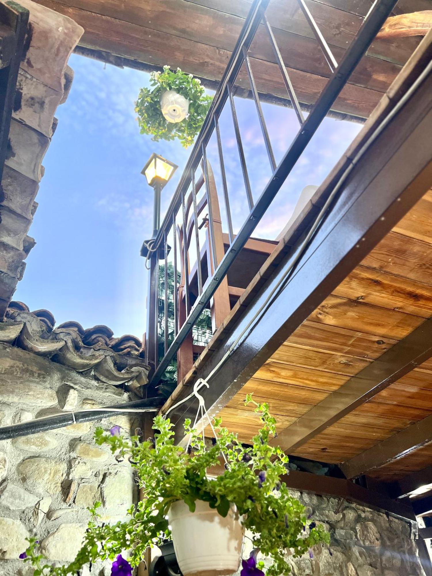 Restaurant & Guest House Semani Berat Exterior photo